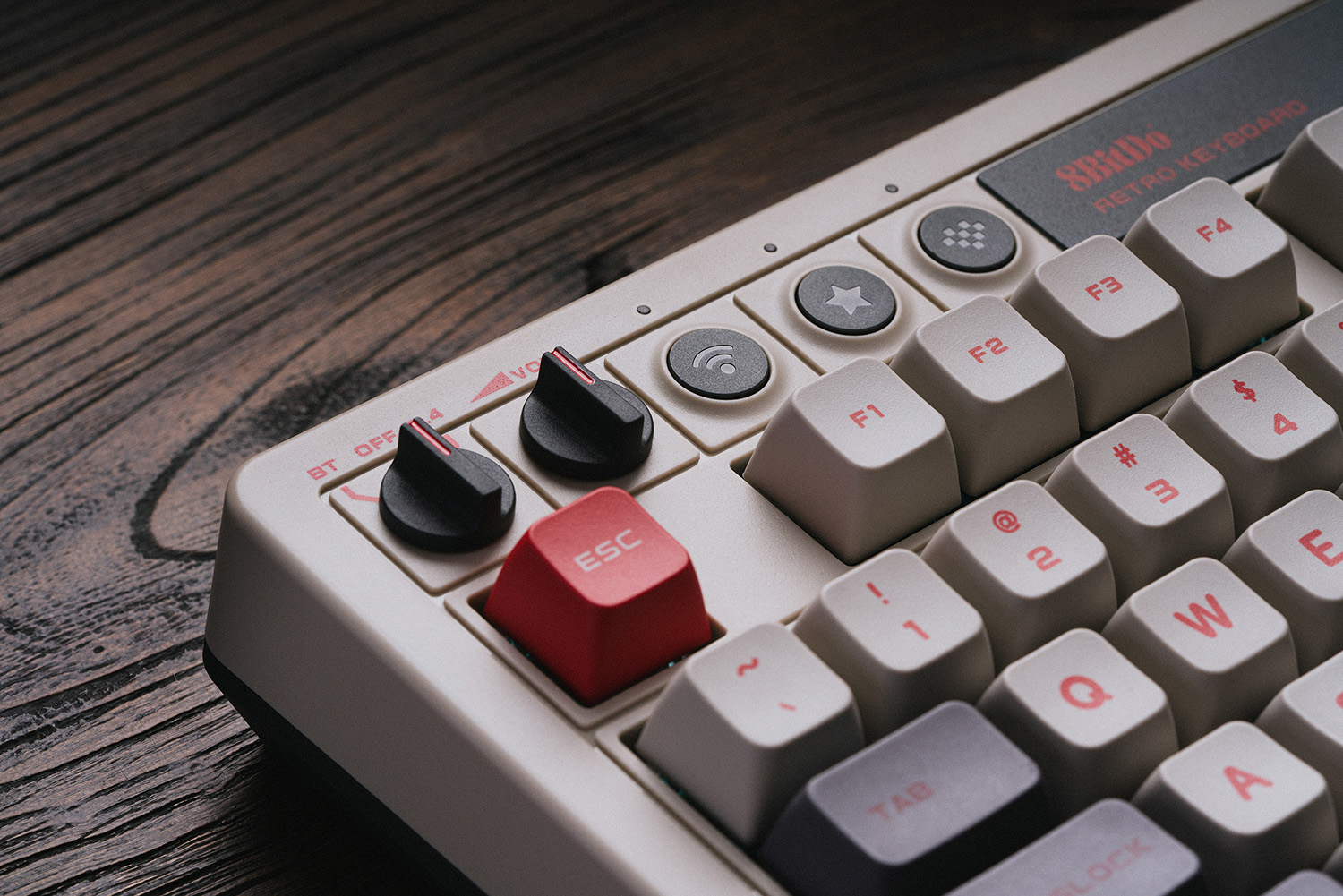 8Bitdo Retro Mechanical Keyboa - Retro Gaming Windows ulasan dan harga